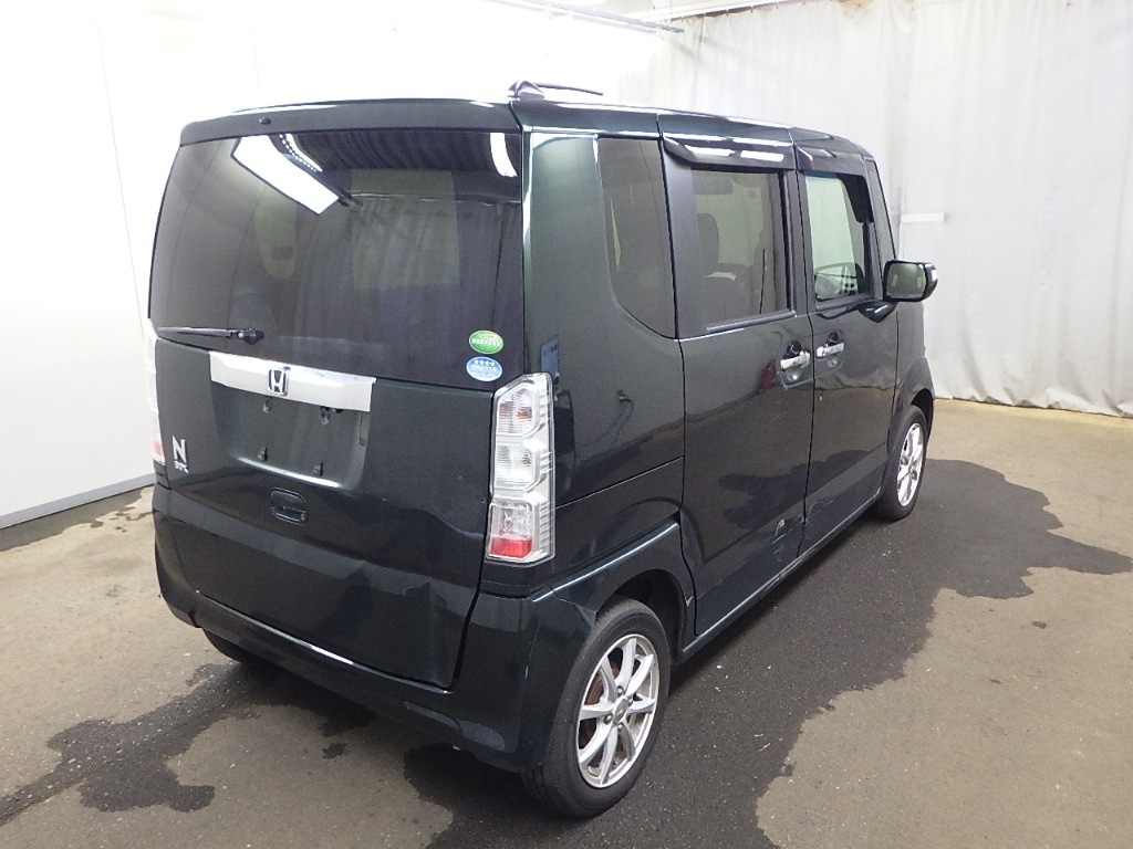 HONDA N-BOX