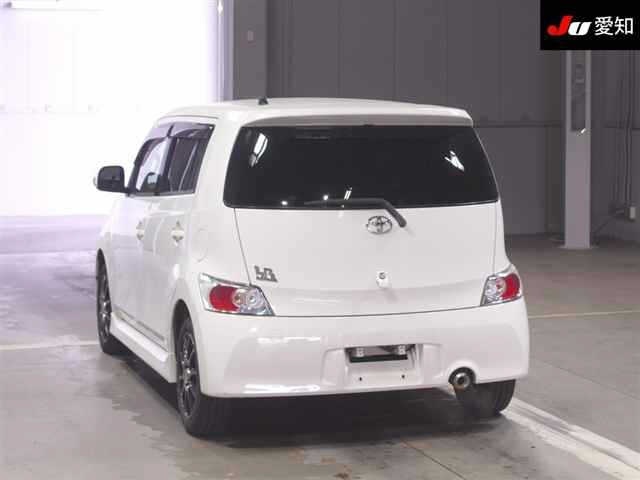 TOYOTA BB