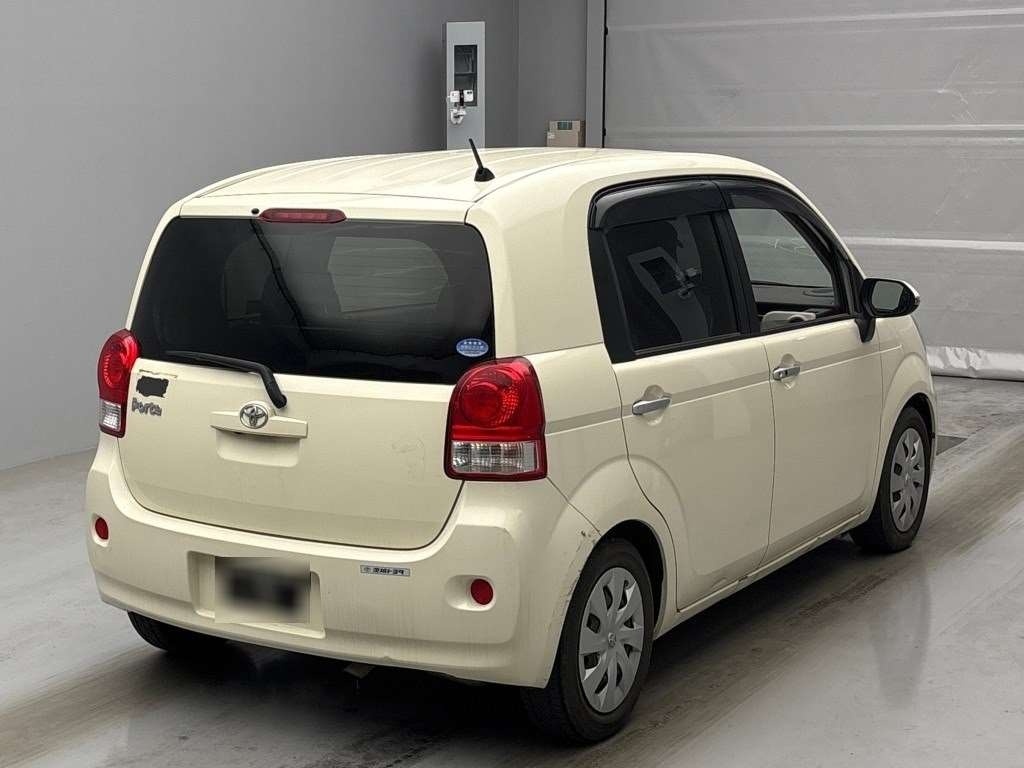 TOYOTA PORTE