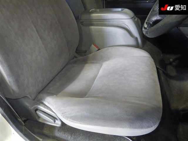 TOYOTA REGIUS ACE