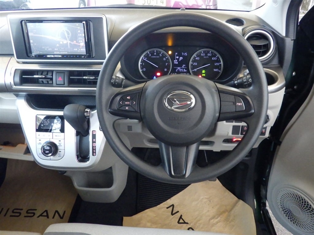 DAIHATSU CAST