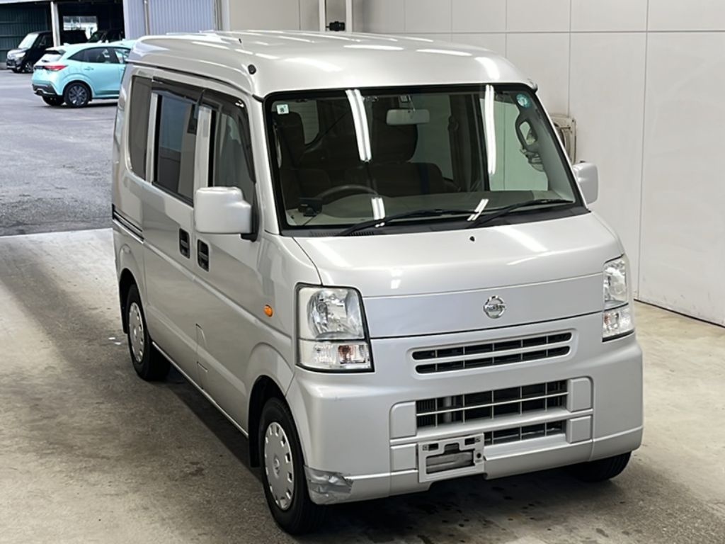 NISSAN NV100 CLIPPER