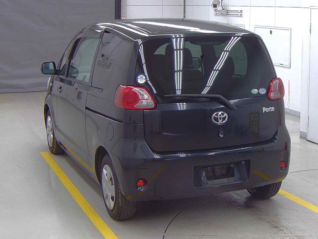 TOYOTA PORTE