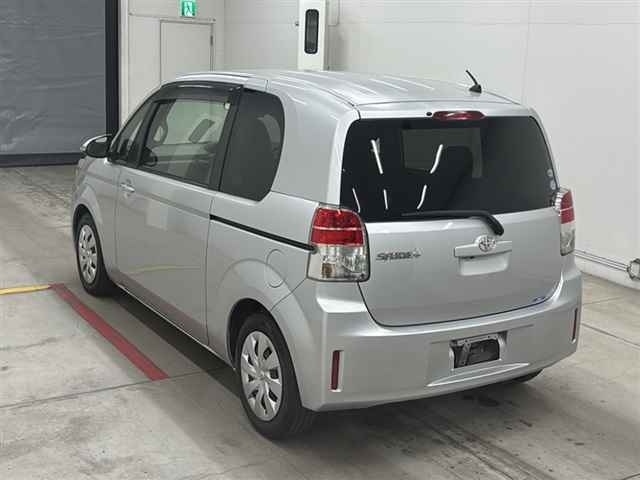 TOYOTA SPADE