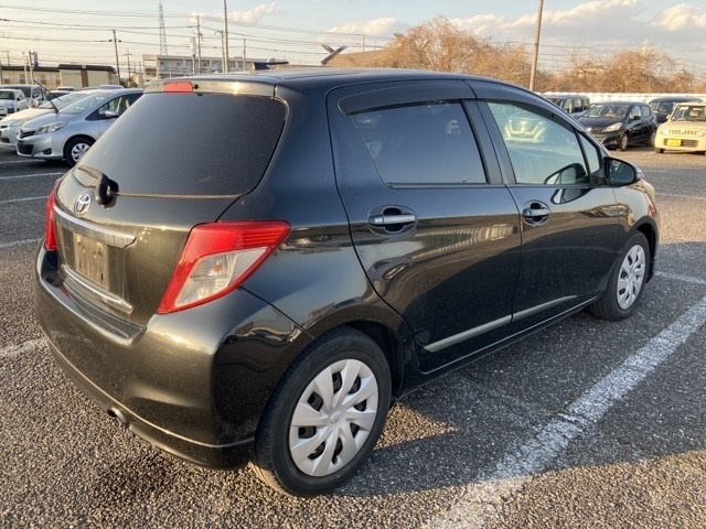 TOYOTA VITZ