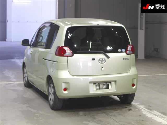 TOYOTA PORTE