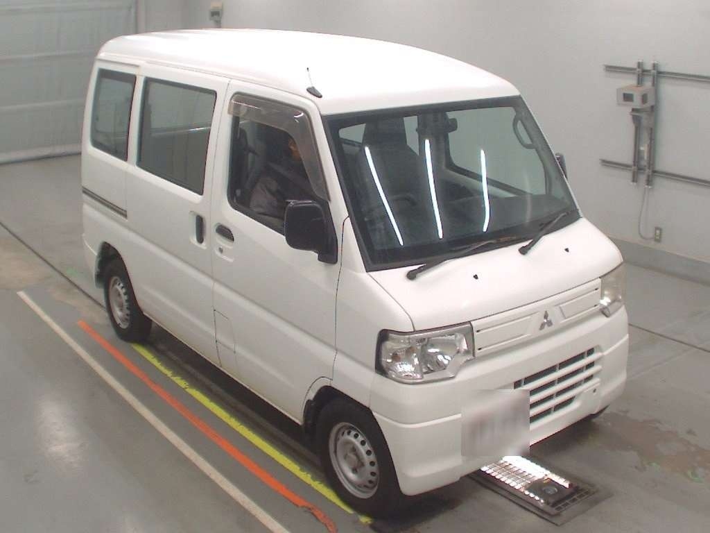 MITSUBISHI MINICAB