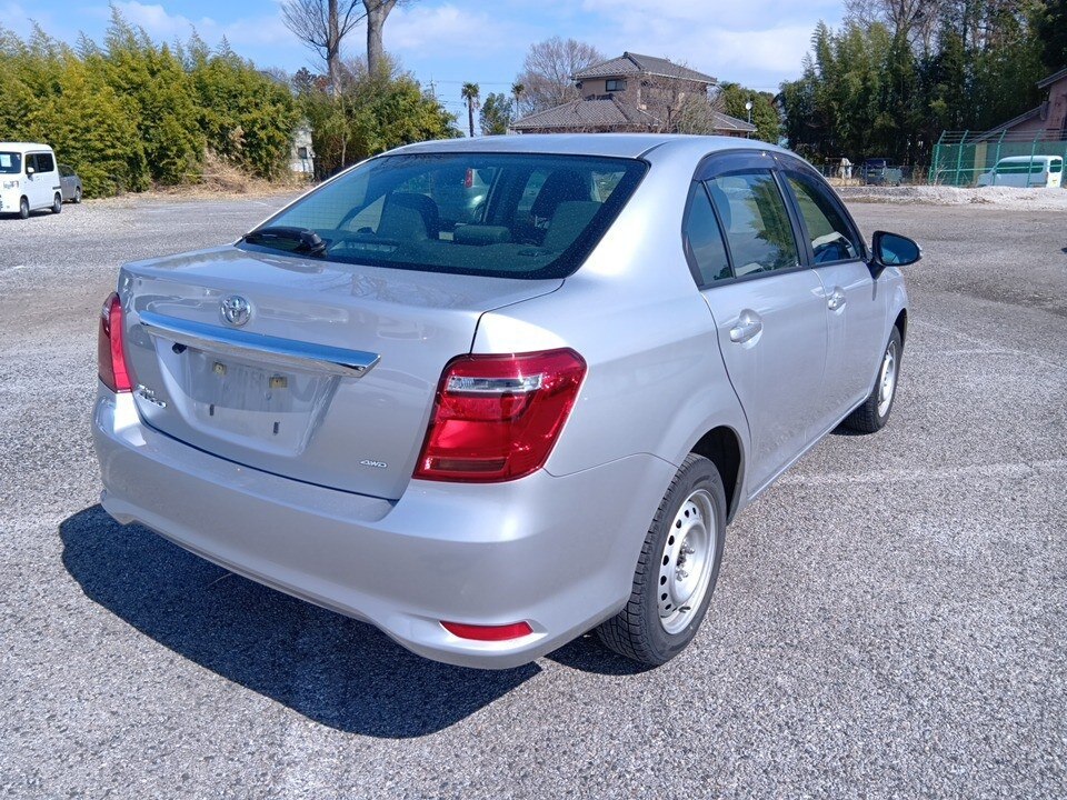 TOYOTA COROLLA AXIO