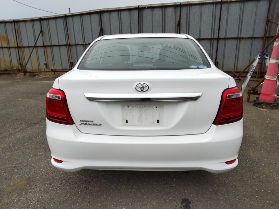 TOYOTA COROLLA AXIO