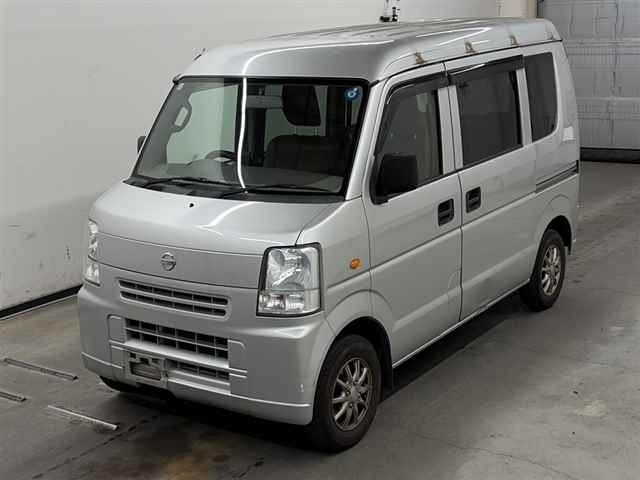 NISSAN NV100 CLIPPER