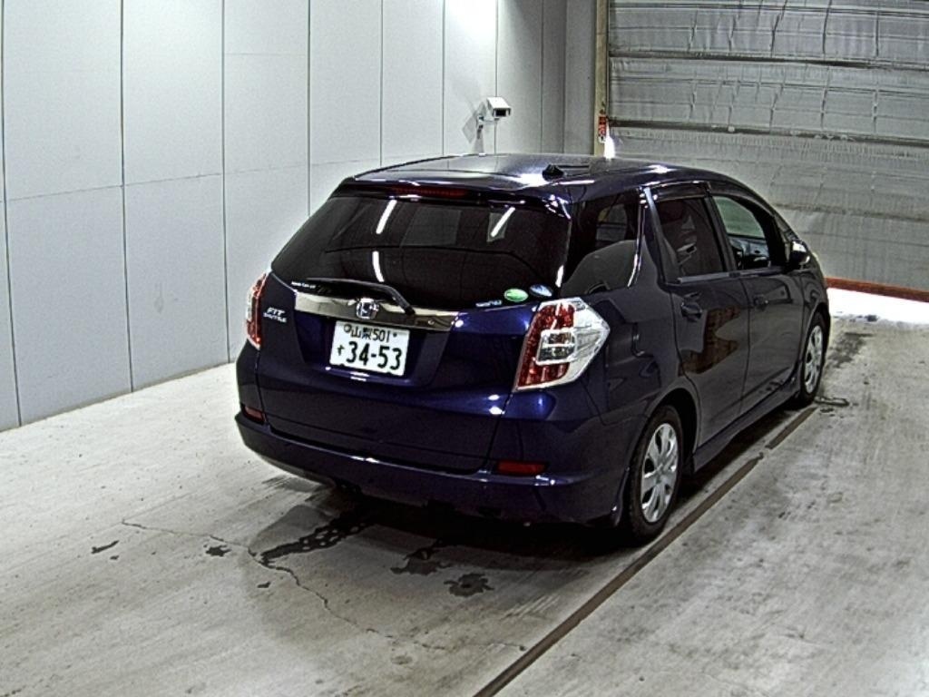 HONDA FIT SHUTTLE
