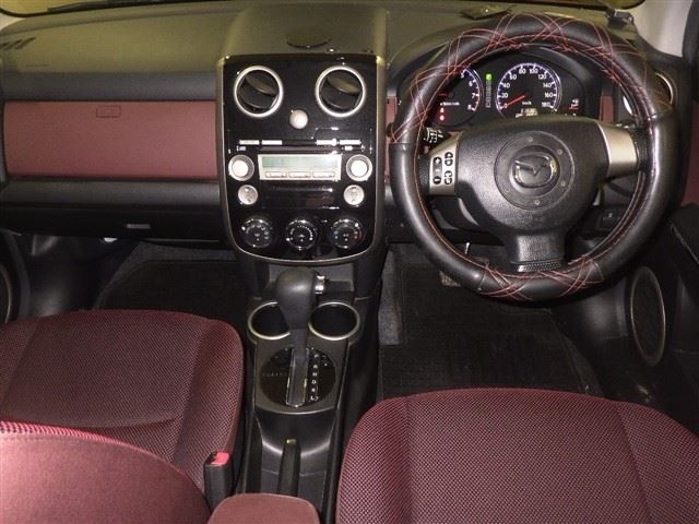 MAZDA VERISA