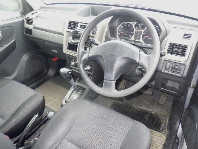 MITSUBISHI PAJERO MINI