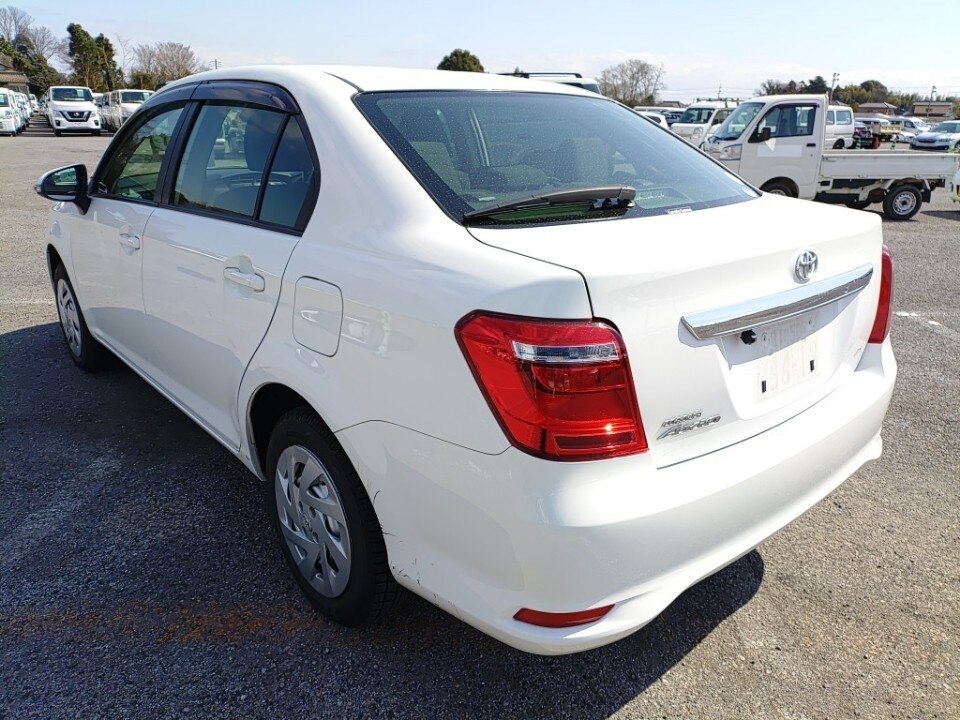 TOYOTA COROLLA AXIO