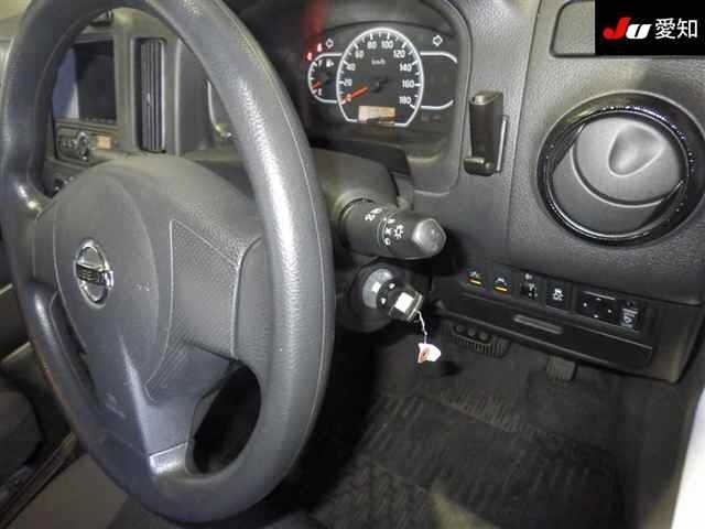 NISSAN AD