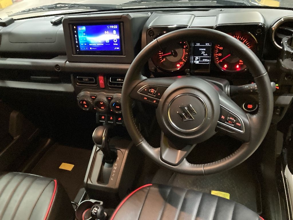SUZUKI JIMNY SIERRA