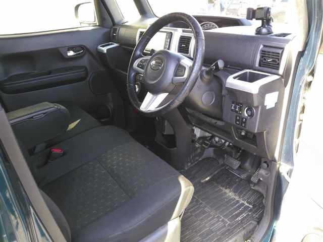 DAIHATSU WAKE