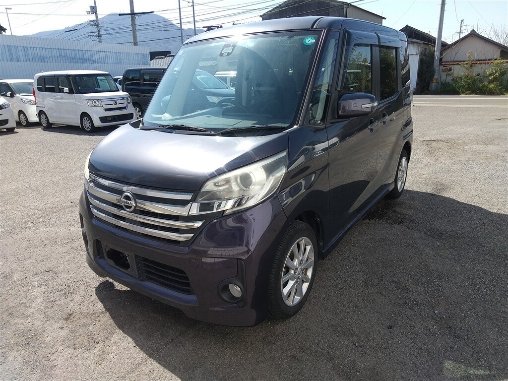 NISSAN DAYZ ROOX