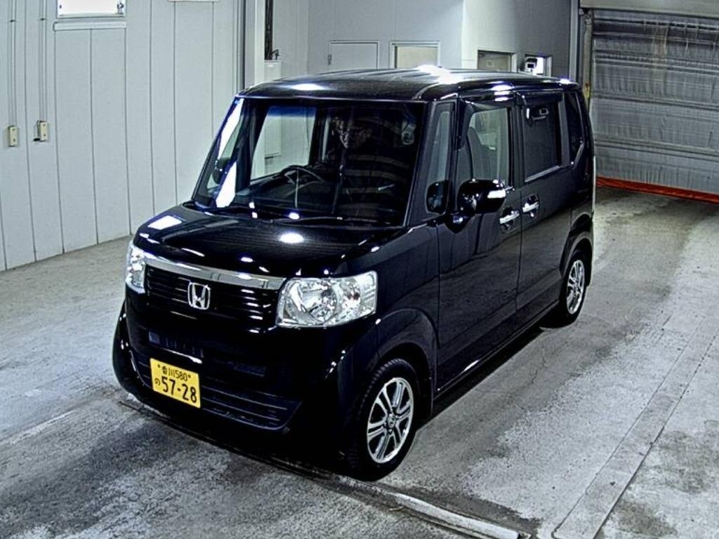 HONDA N-BOX