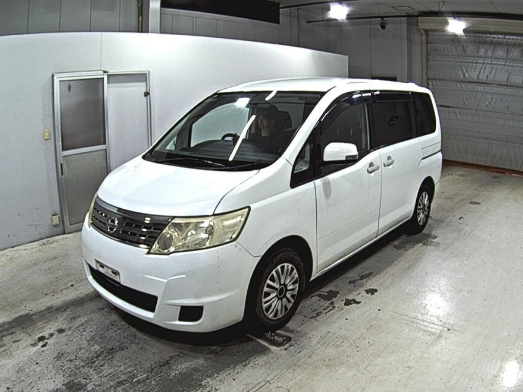 NISSAN SERENA