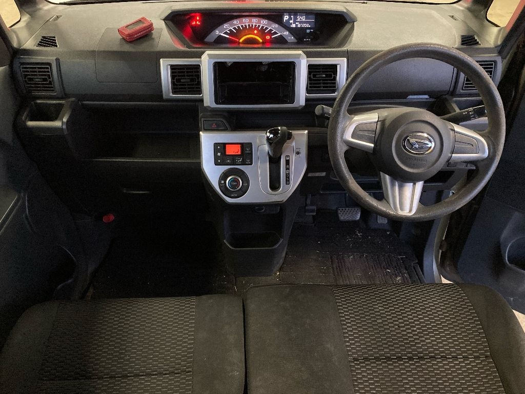 DAIHATSU WAKE