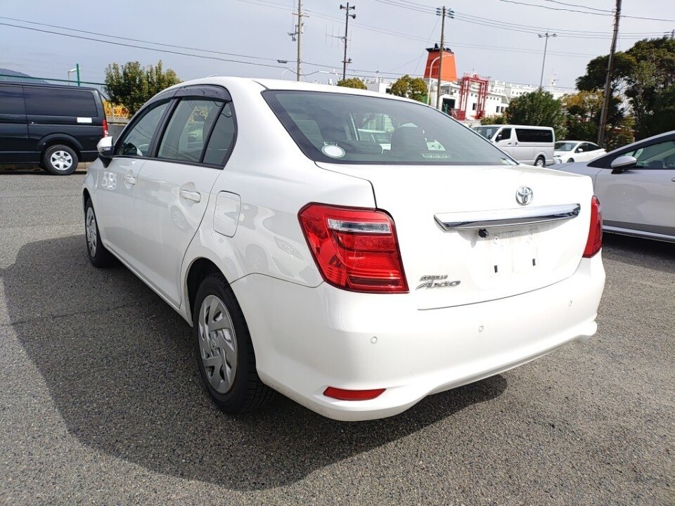 TOYOTA COROLLA AXIO
