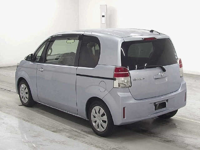 TOYOTA SPADE