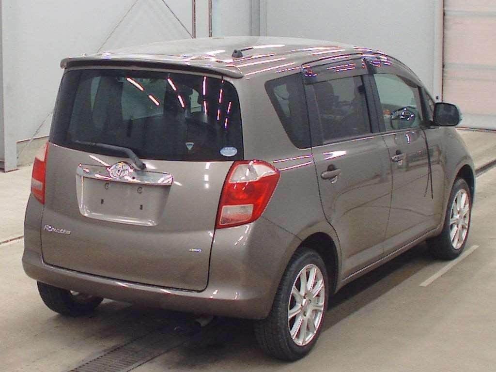 TOYOTA RACTIS