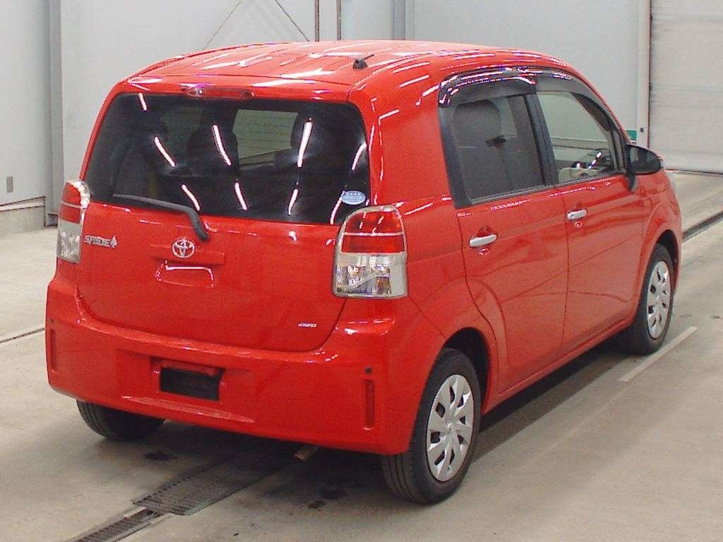 TOYOTA SPADE
