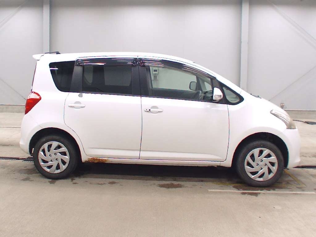 TOYOTA RACTIS