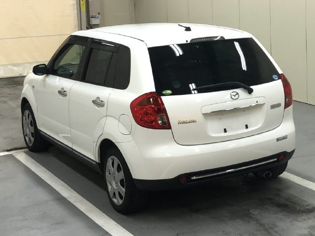 MAZDA VERISA