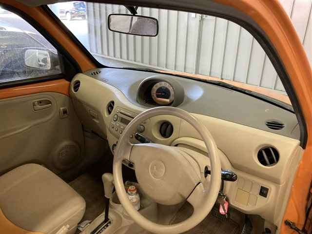 DAIHATSU ESSE