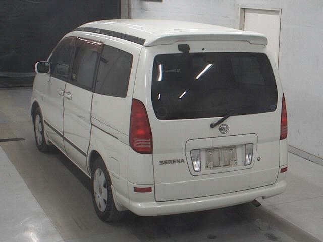 NISSAN SERENA