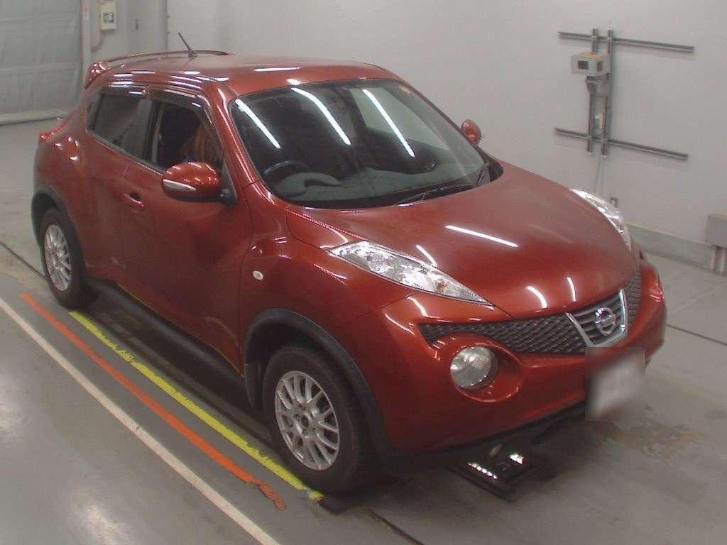 NISSAN JUKE