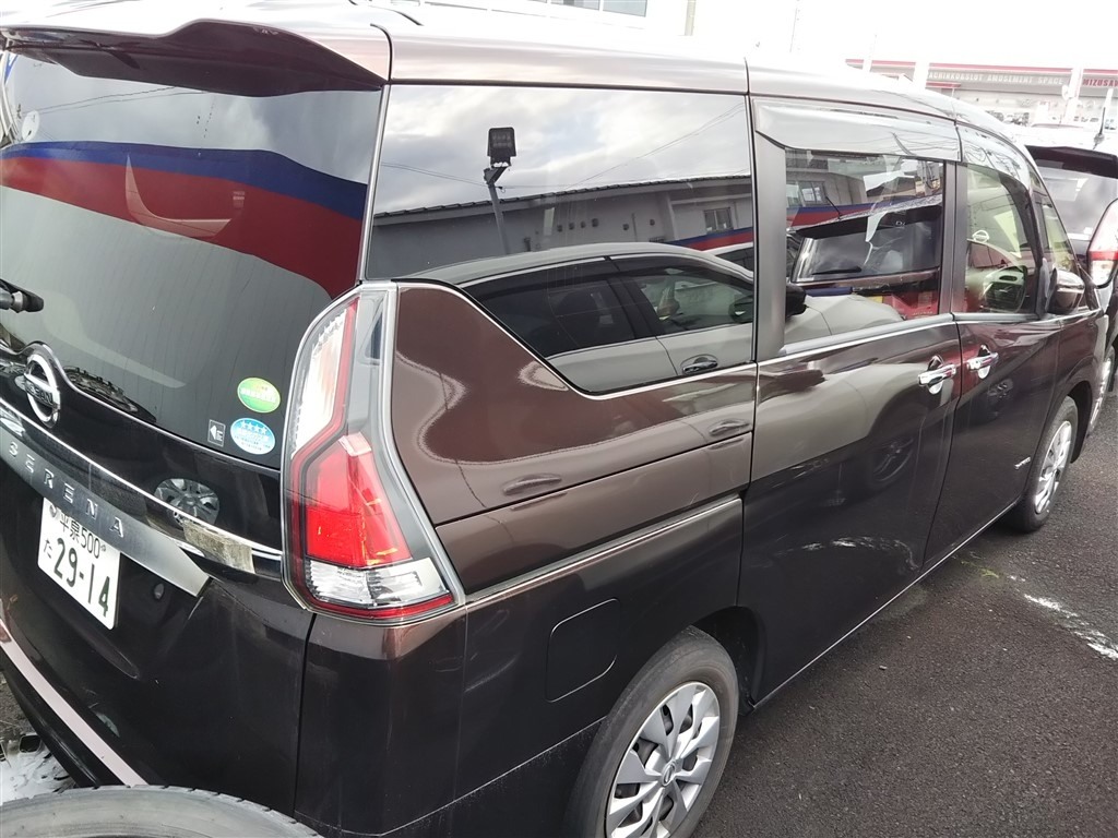 NISSAN SERENA