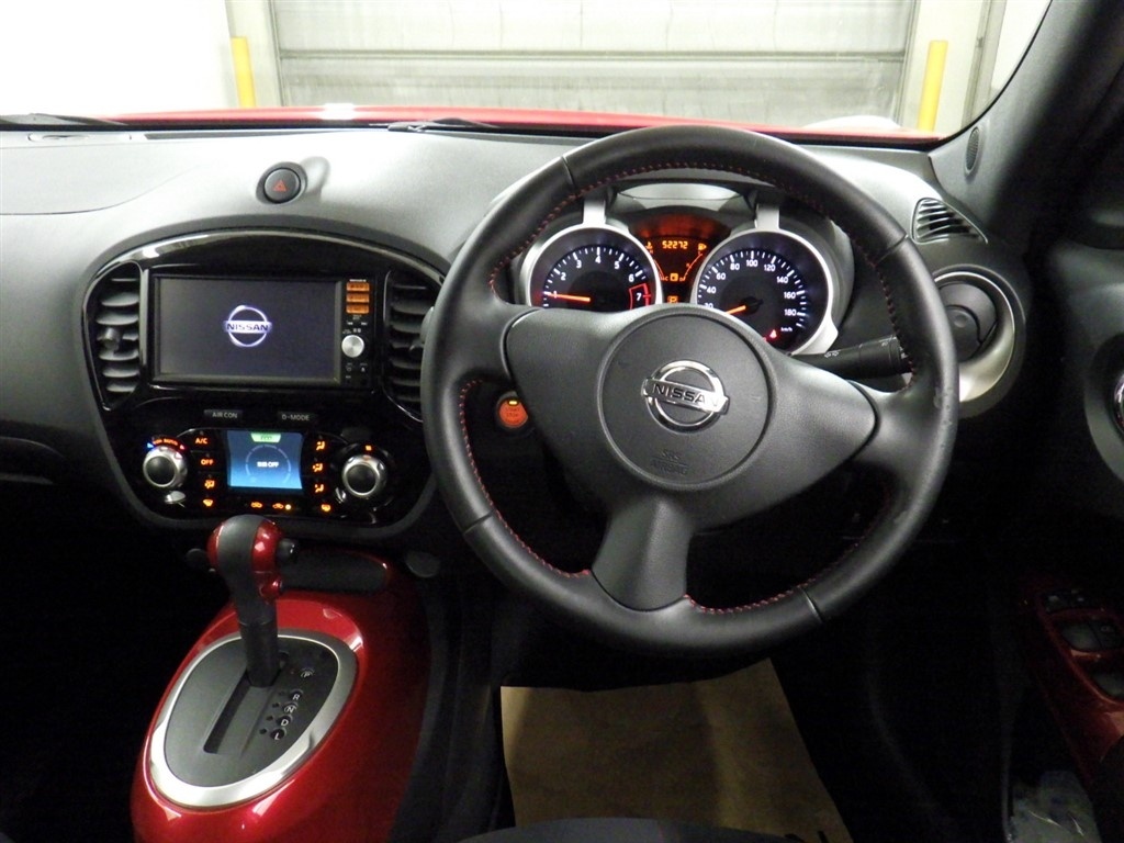 NISSAN JUKE