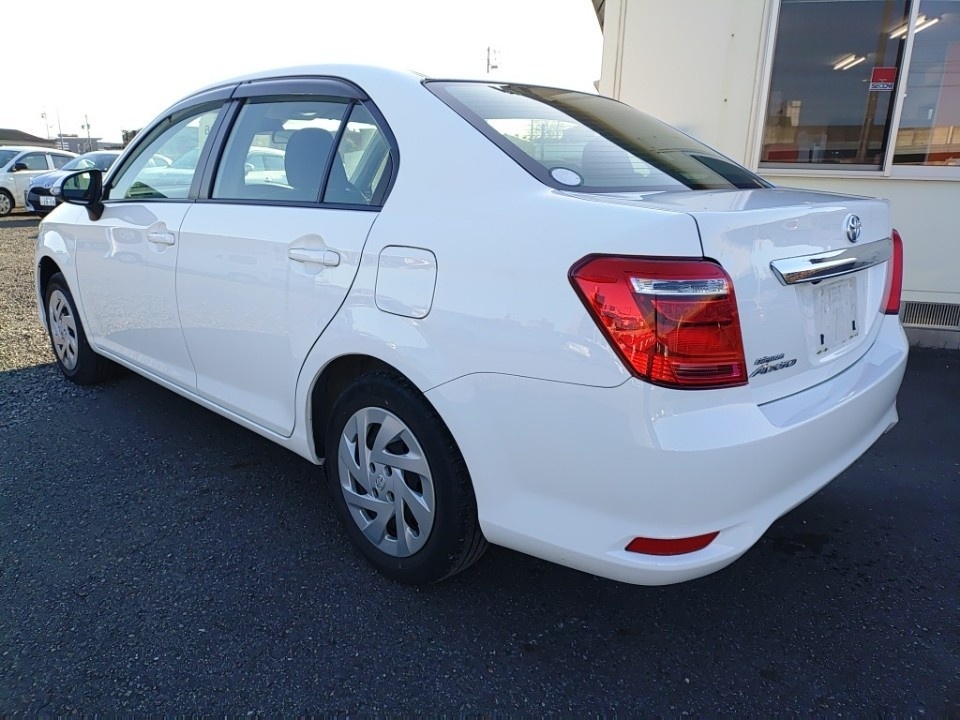 TOYOTA COROLLA AXIO