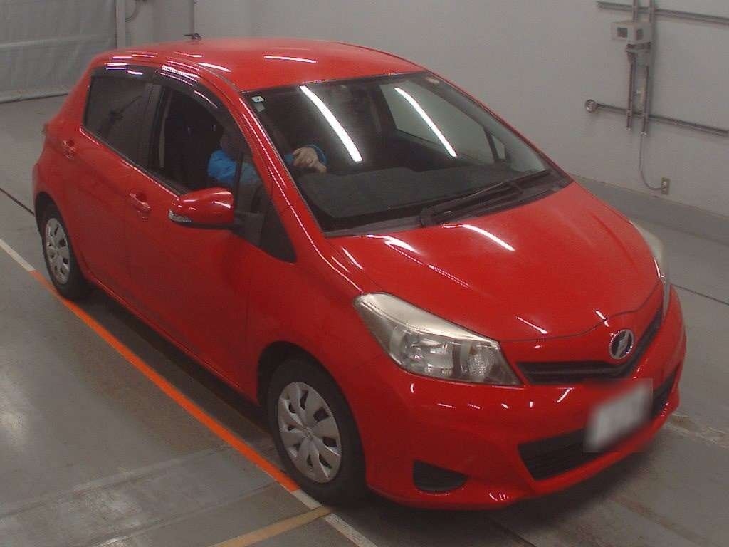TOYOTA VITZ