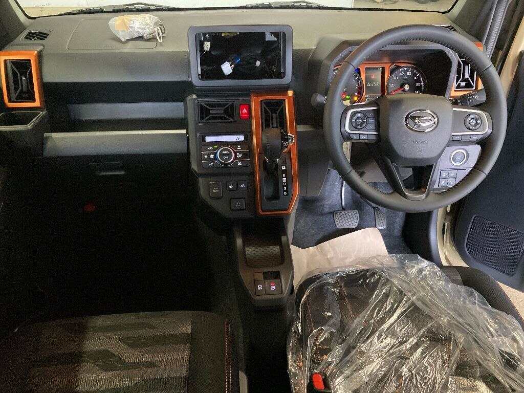 DAIHATSU TAFT