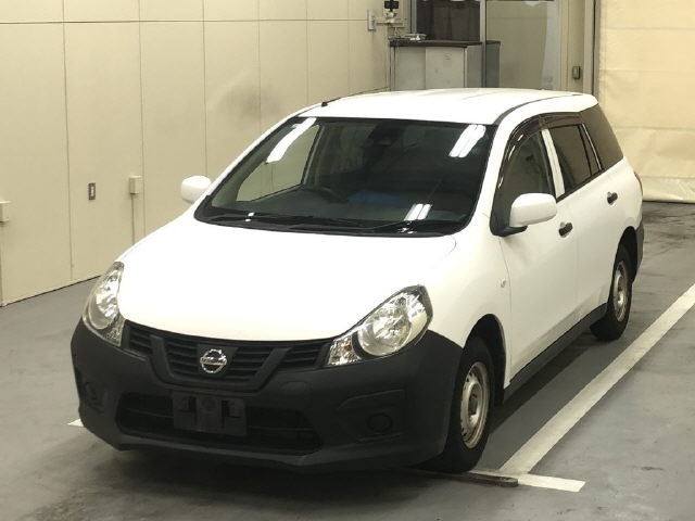 NISSAN AD