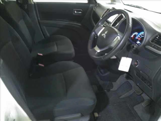 MITSUBISHI DELICA D:2