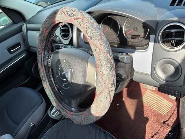 MAZDA VERISA