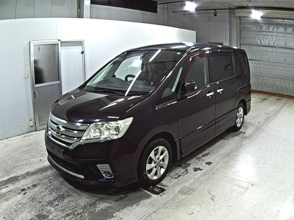 NISSAN SERENA