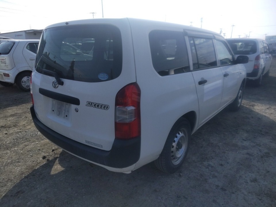 TOYOTA PROBOX