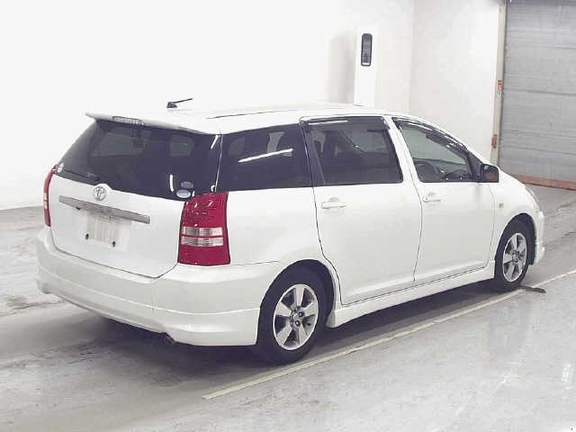 TOYOTA WISH
