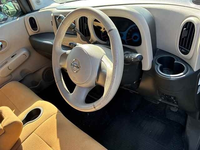 NISSAN CUBE