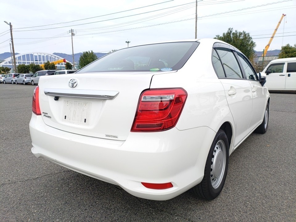 TOYOTA COROLLA AXIO