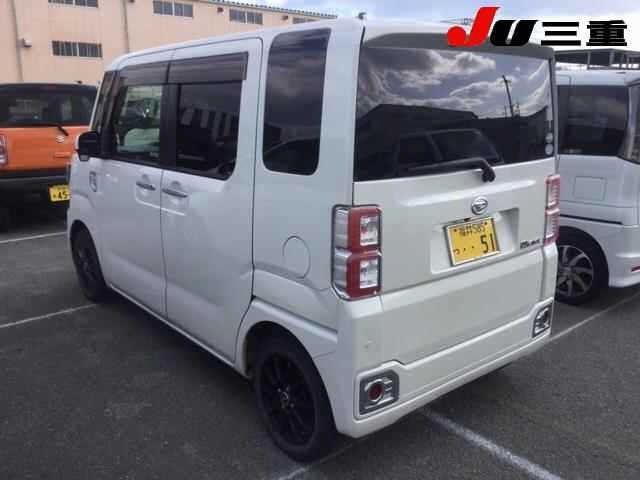 DAIHATSU WAKE