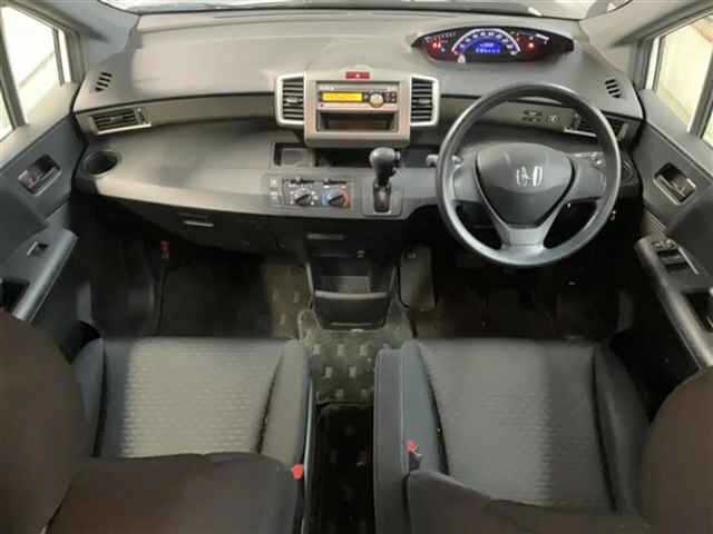 HONDA FREED SPIKE