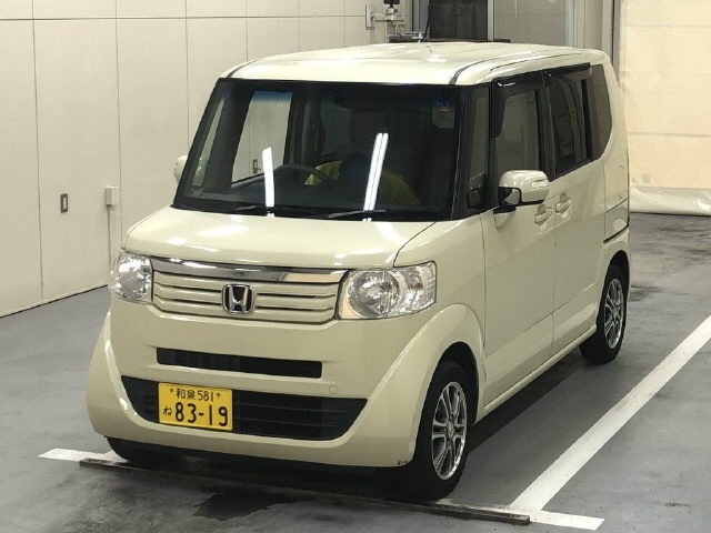 HONDA N-BOX